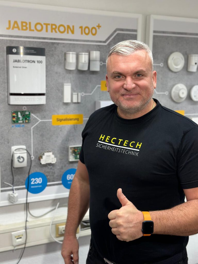 Jablotron 100 Alarmanlage in der Ausstellung der HECTECH GmbH